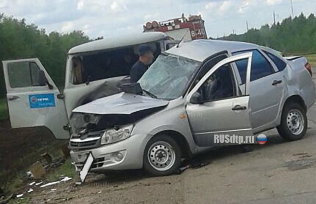 Девушка на «Гранте» погибла при столкновении с УАЗом в Татарстане