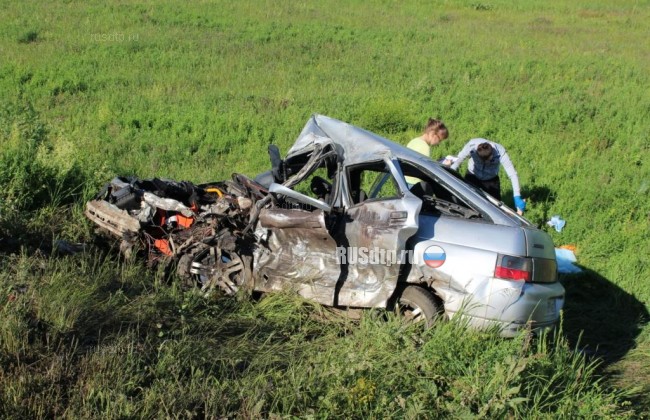 Три человека погибли в лобовом столкновении автомобилей в Мордовии