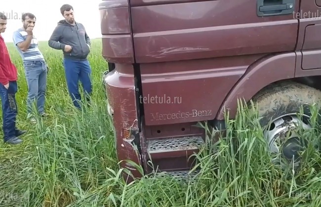Пять человек погибли в ДТП с участием автобуса в Тульской области