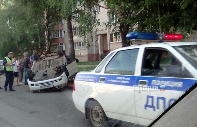 В Кирове пьяная 17-летняя девушка угнала машину и попала в ДТП