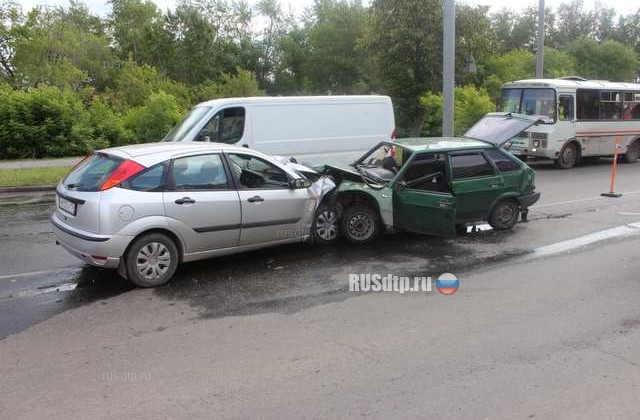 Семь человек, в том числе ребенок, пострадали в крупном ДТП в Челябинске