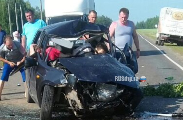 В Татарстане два человека погибли из-за открывшегося на ходу капота