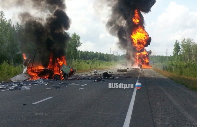 В ХМАО в ДТП с бензовозом погибли два человека