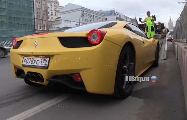 Спорткар «Ferrari» стоимостью 10 миллионов попал в ДТП на Садовом кольце
