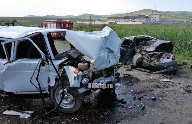 Шесть человек, в том числе трое детей, погибли в крупном ДТП в Ингушетии