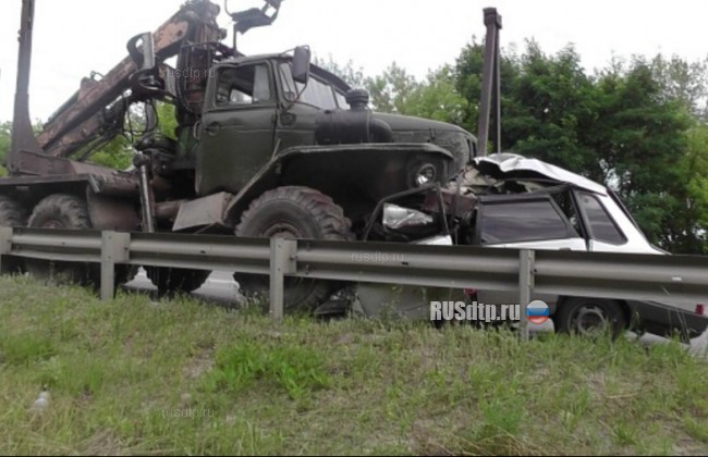 Водитель &laquo;Лады&raquo; погиб в жутком ДТП на трассе М-5 &laquo;Урал&raquo; в Рязанской области
