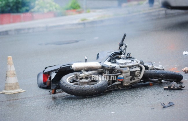 Водитель и пассажир мотоцикла погибли, уходя от погони во Владивостоке