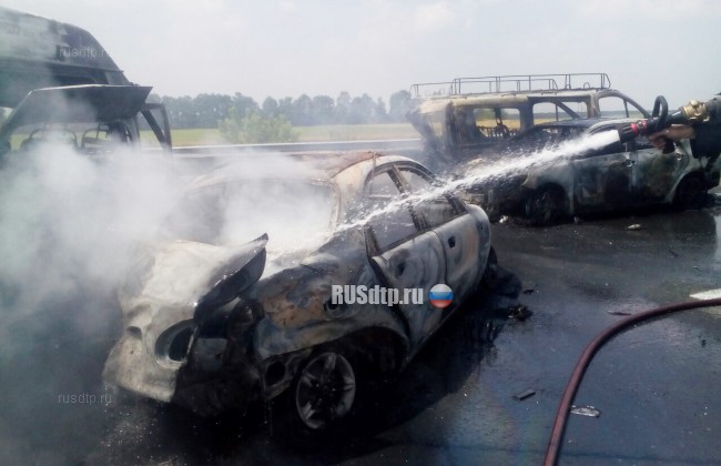 Три человека погибли в массовом ДТП с возгоранием на трассе Киев-Одесса