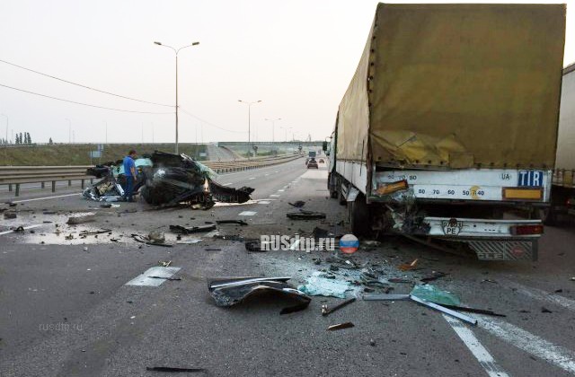 На трассе М-4 «Дон» в ДТП погиб пассажир внедорожника