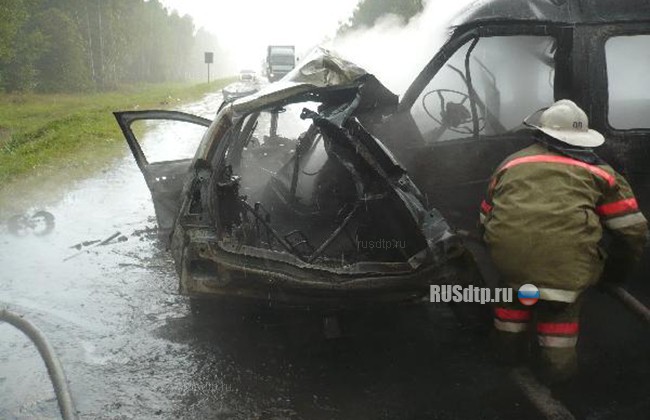 Два человека погибли в ДТП с возгоранием на автодороге «Брянск-Новозыбков»