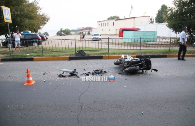 В Керчи мотоцикл столкнулся с автомобилем