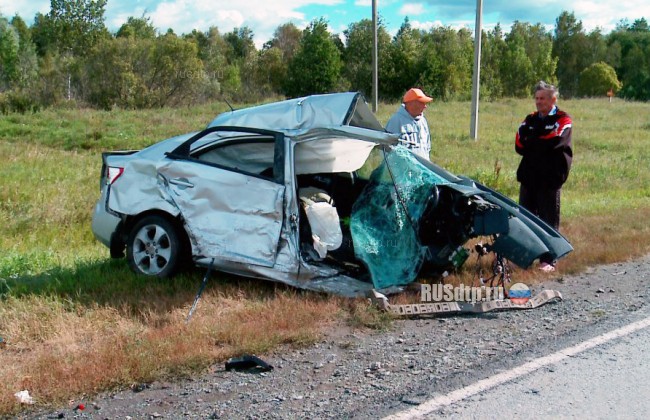 Мужчина и ребенок погибли в утреннем ДТП под Тюменью