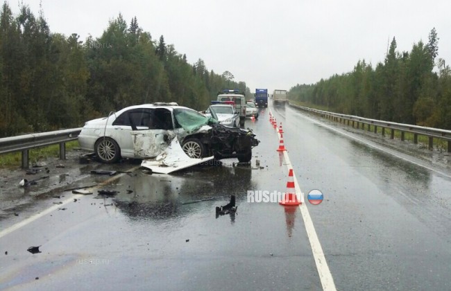 Четыре человека погибли в разбившихся автомобилях под Нефтеюганском