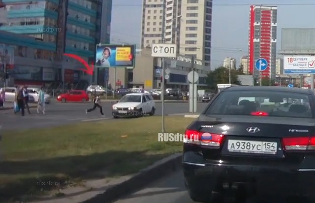 В Новосибирске под колеса иномарки попал 11-летний ребенок