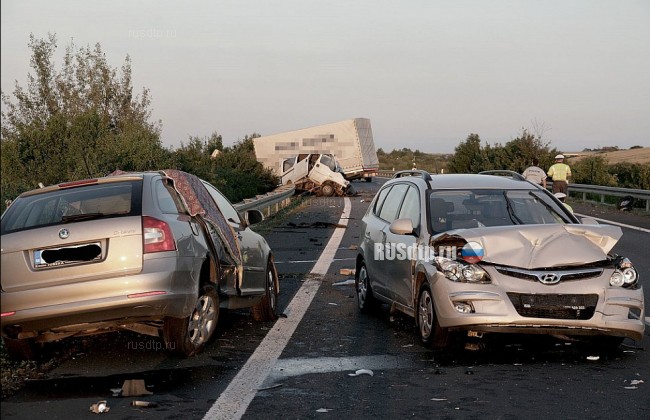 Три человека погибли и пять пострадали в результате ДТП в Чехии