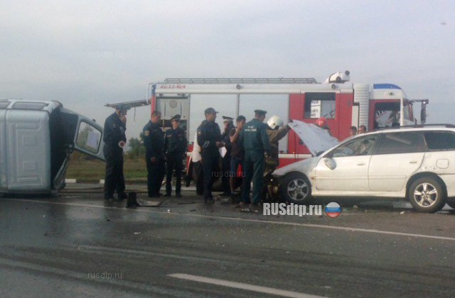 10 человек пострадали в перевернувшейся маршрутке в Хакасии