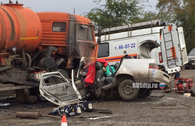 Четыре человека погибли в дорожной аварии в Кургане