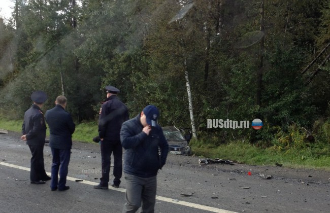 На Ярославском шоссе полицейский врезался в машину с семьей. Четверо погибли