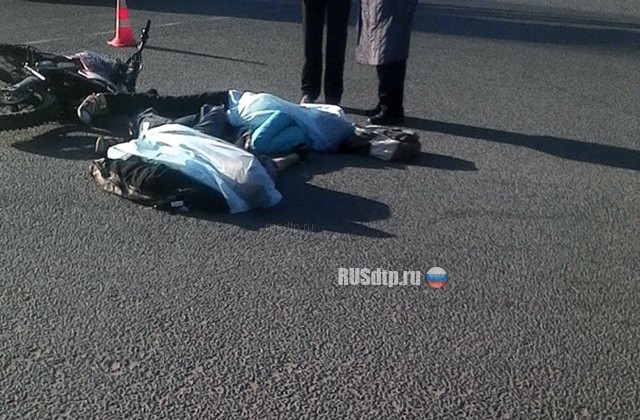 ФОТО: байкер и его 14-летняя пассажирка погибли в ДТП в Приозерске