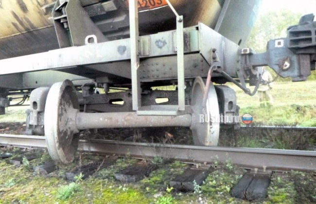 Две пассажирки «Жигулей» погибли при столкновении с тепловозом в Тверской области