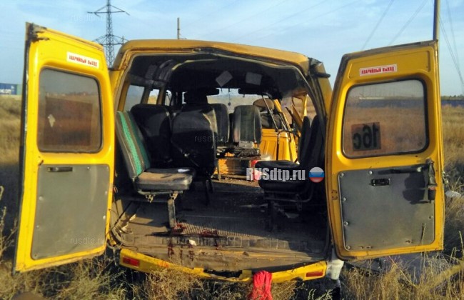 В ДТП с маршруткой под Волгоградом пострадали 10 человек
