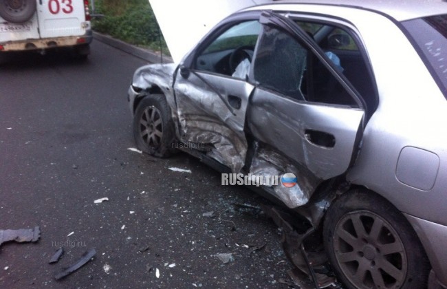 В Мурманске пьяный водитель разбил две машины и врезался в маршрутку