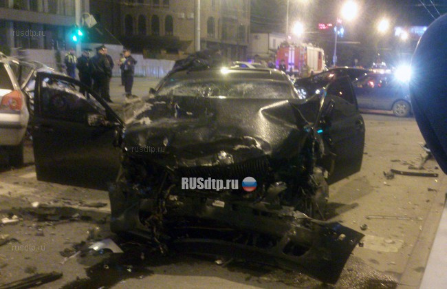 Водитель BMW устроил массовое ДТП на улице Мачуги в Краснодаре