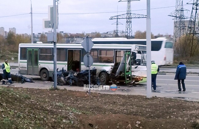 В Туле в ДТП с автобусом погиб 16-летний подросток