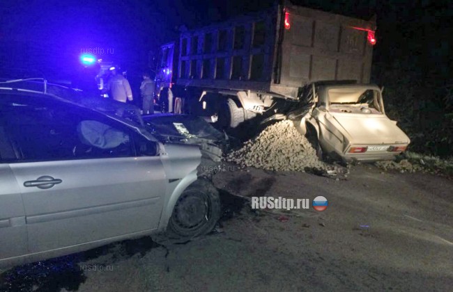 В Ростовской области трое погибли при столкновении «Жигулей» с грузовиком