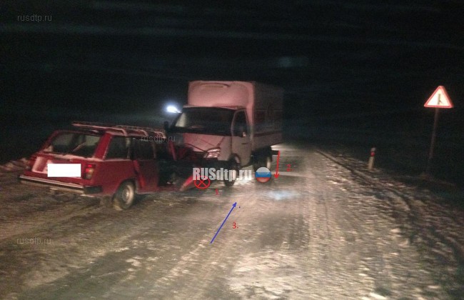 На Ставрополье 20-летний водитель «Газели» врезался в ВАЗ-2104 с семьей