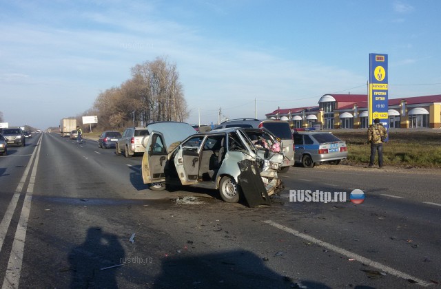 В Рыбновском районе зазевавшийся водитель фургона врезался в «Ладу» с семьей