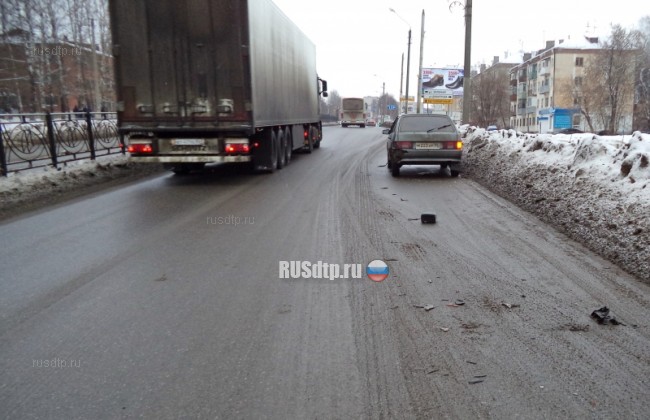 В Костроме водитель удирал от полицейских и устроил массовое ДТП