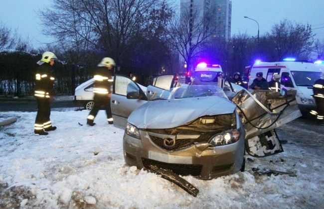 В ДТП на северо-востоке Москвы пострадали 3 человека