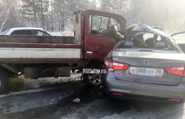 На Качугском тракте водитель «КИА» погиб, объезжая место ДТП
