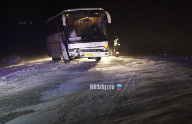 В Башкирии автобус с детьми столкнулся с легковушкой