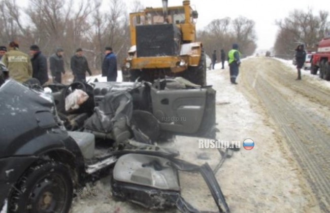 В Пензенской области погиб водитель, врезавшись в трактор