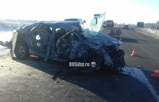 В Бурятии в результате ДТП погибли водитель и пассажир Renault Fluence