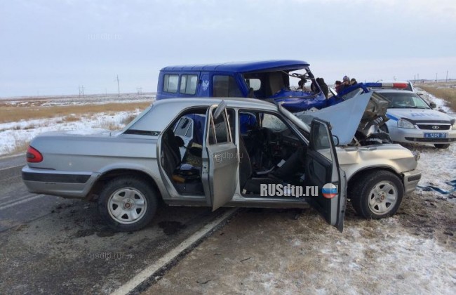 Супруги попали в смертельное ДТП в Астраханской области