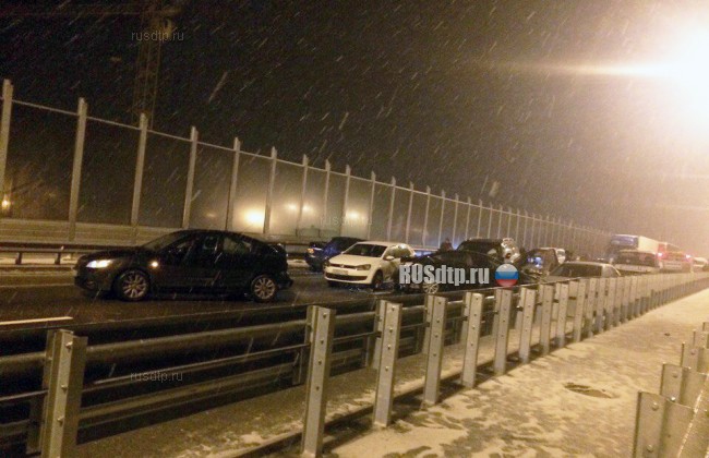 13 автомобилей столкнулись на Елизаветинском мосту в Краснодаре