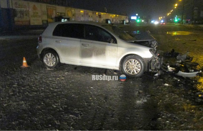 В Брянске в ДТП с участием автомобиля такси погиб человек