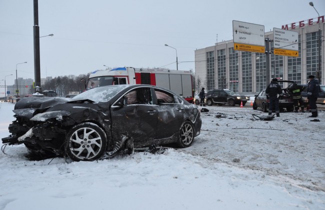 На Ярославском шоссе в Москве в ДТП погибли 2 человека