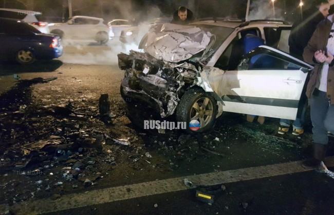 Один человек погиб в ДТП с участием Infiniti и Suzuki на Кутузовском проспекте