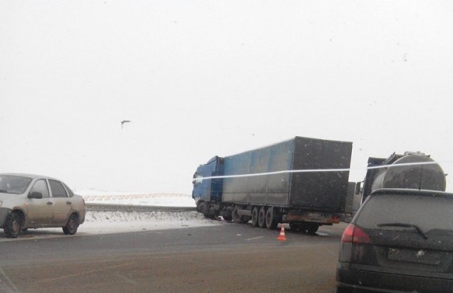 Четверо погибли в ДТП на трассе «Сызрань — Саратов — Волгоград»