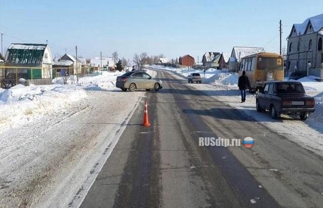 В Самарской области автоледи сбила детей, выбежавших из-за школьного автобуса