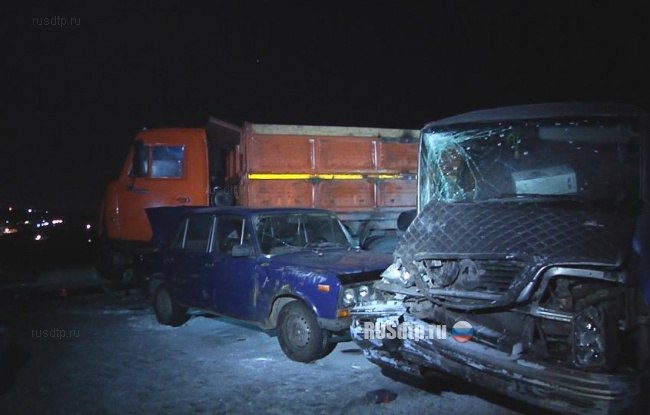 На трассе в Красноярском крае столкнулись 27 машин