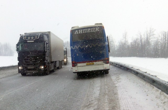 Автобус «Липецк-Москва» попал в смертельное ДТП в Липецкой области