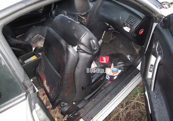Двое погибли в Hyundai Coupe