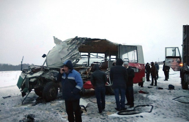 В Томской области 20-летний водитель самосвала устроил смертельное ДТП