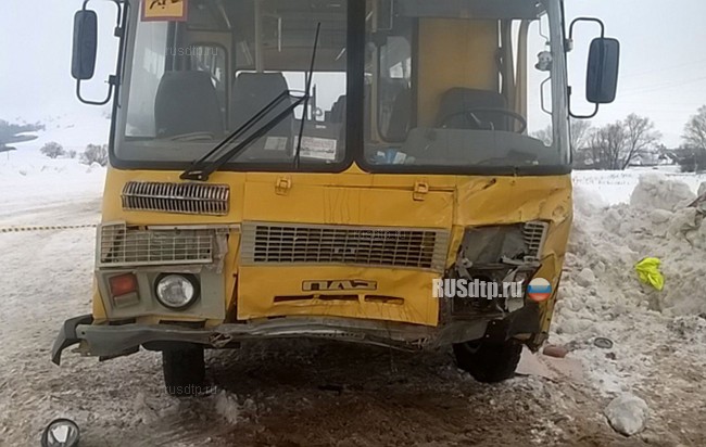В Башкирии школьный автобус попал в смертельное ДТП