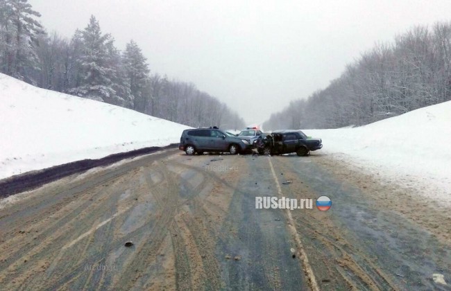 В утреннем ДТП на трассе М-5 погиб водитель ВАЗа
